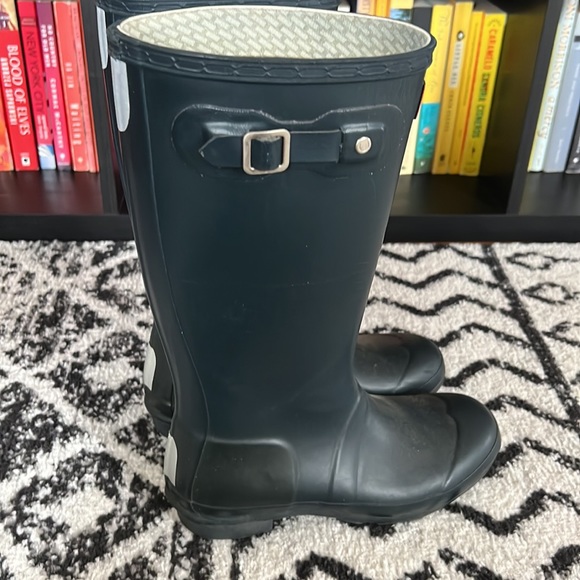 Hunter Short Boots - Picture 3 of 4